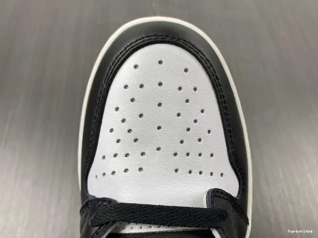 HYPE 555088-112 OG Jordan 1 Red' Air High Retro 'Track 0323
